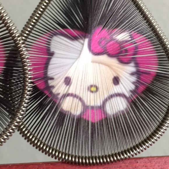 🖤Hello kitty statement earrings - Picture 4 of 13